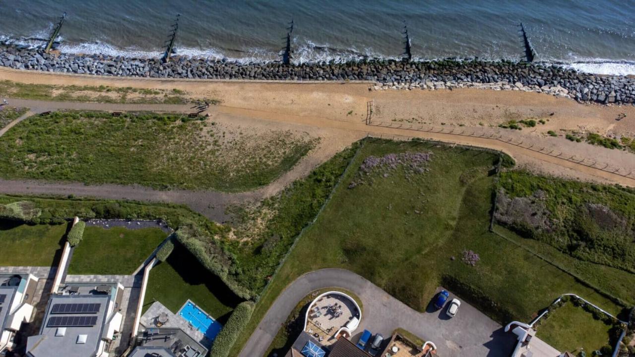 Needles Point Villa Milford on Sea Bagian luar foto