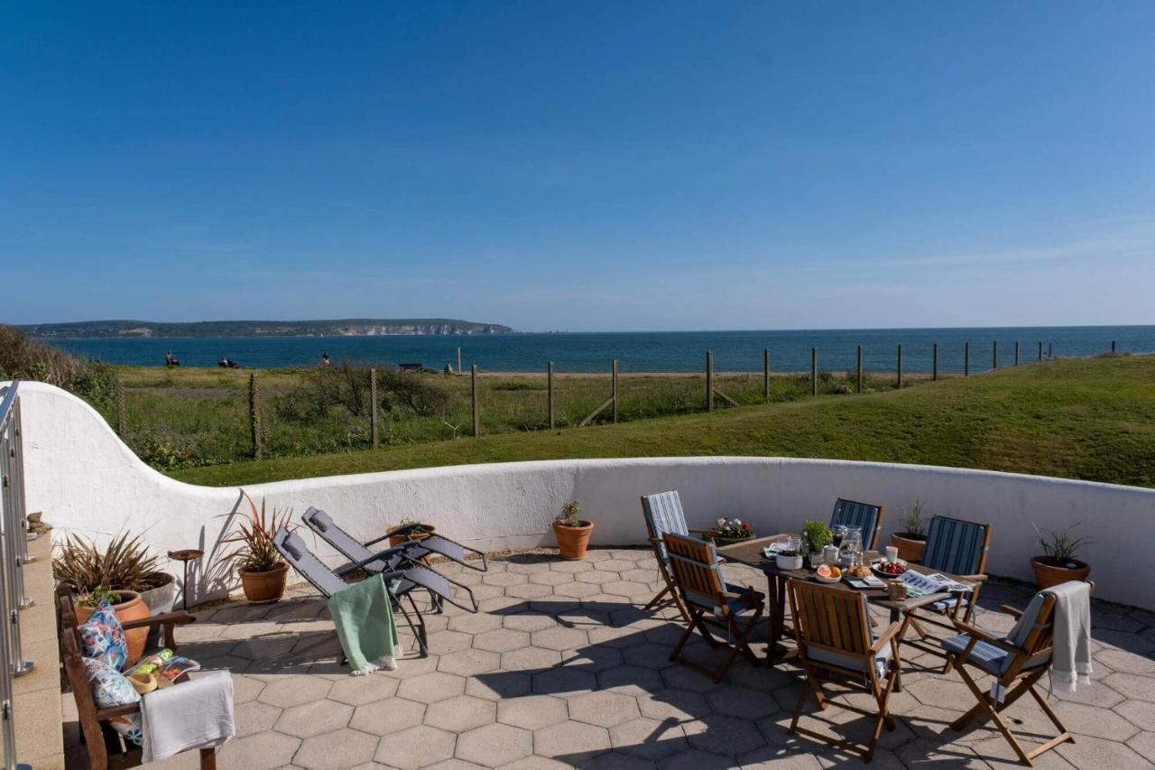 Needles Point Villa Milford on Sea Bagian luar foto